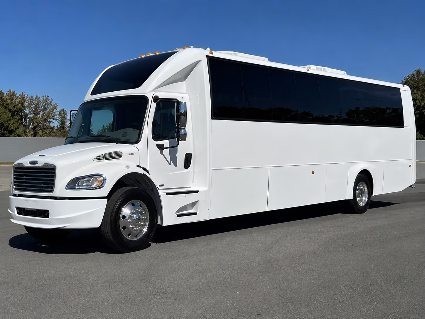 sacramento kings party bus rental